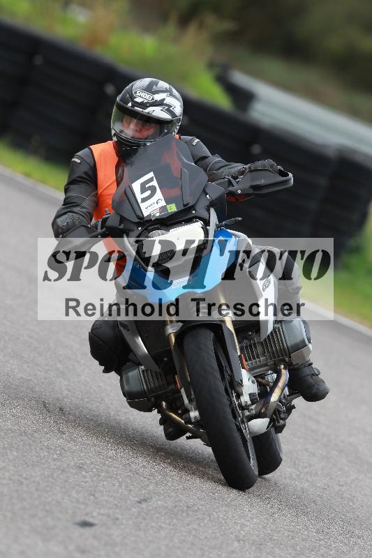 /Archiv-2022/67 29.09.2022 Speer Racing ADR/5